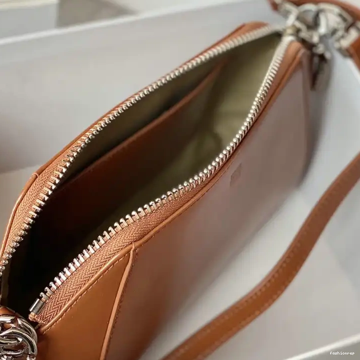 Fashionrepsfam ru Bag 2209SW0024 Givenchy 0810